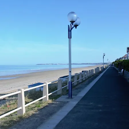 Feriehus Tiny House A Jullouville, 200m De La Plage, 2 Pers, Parking, Piscine, Wifi - Fr-1-361a-89 Jullouville-les-Pins