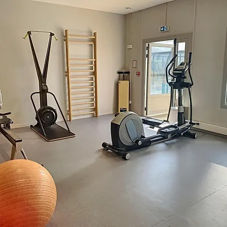 Tiny House A Jullouville, 200m De La Plage, 2 Pers, Parking, Piscine, Wifi - Fr-1-361a-89 Jullouville-les-Pins